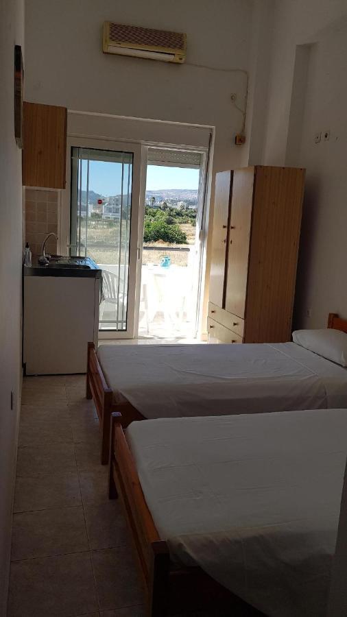 Porto Haraki Studios Екстериор снимка